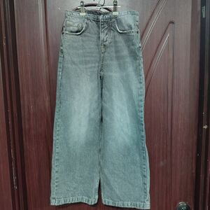 Zara Denimwear Light Gray Jeans